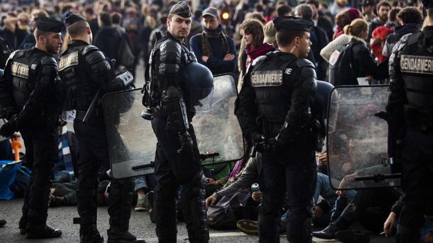 Manifestantes contra la reforma laboral francesa.