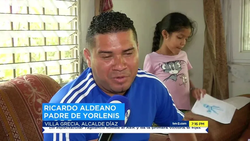 Piden ayuda para tratamiento de niña con fibromatosis