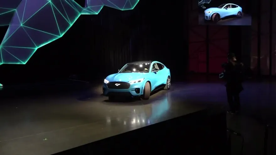 Conozcan el primer Mustang eléctrico