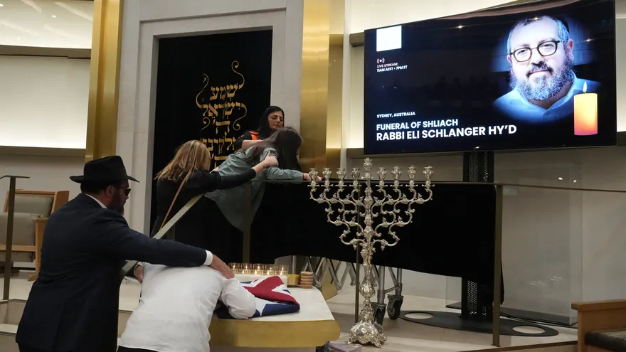 Sepelio de víctimas de atentado en Sidney