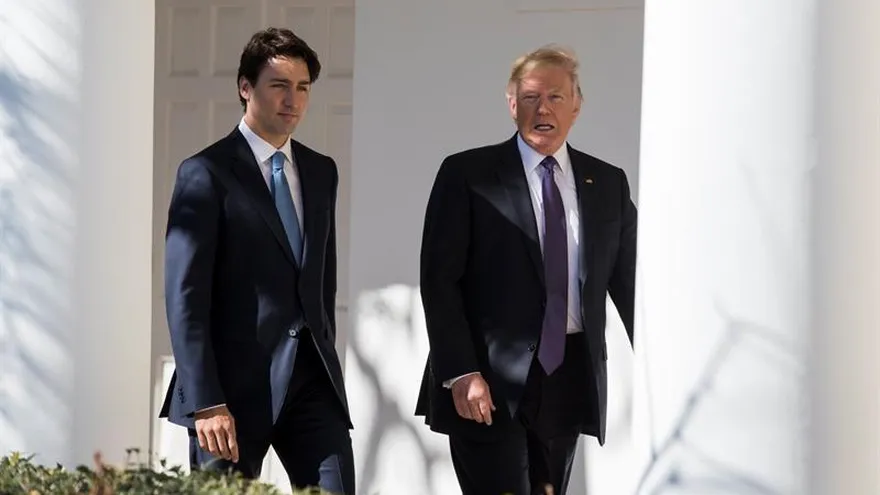 Imagen archivo del primer ministro de Canadá, Justin Trudeau (i), y el presidente de EEUU, Donald J. Trump (d).