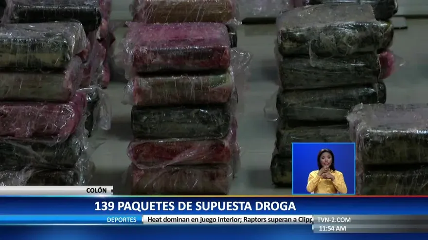 Encuentran 139 paquetes de droga en un área portuaria en Colón