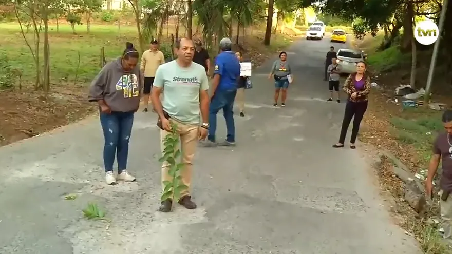 Exigen mejores calles en una comunidad en Panamá Oeste