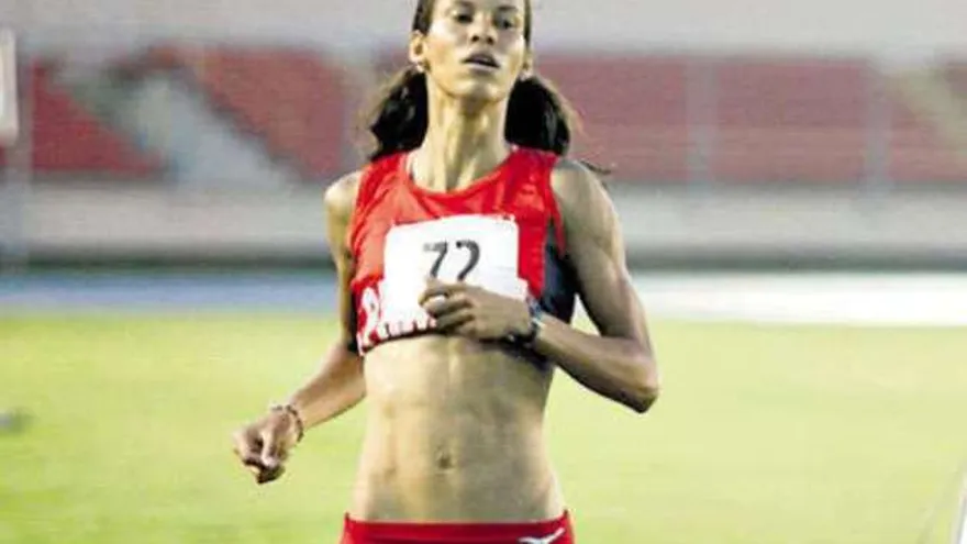 Andrea Ferris termina quinta en heat eliminatorio