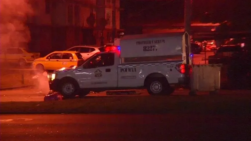 Protestas, accidentes y robo