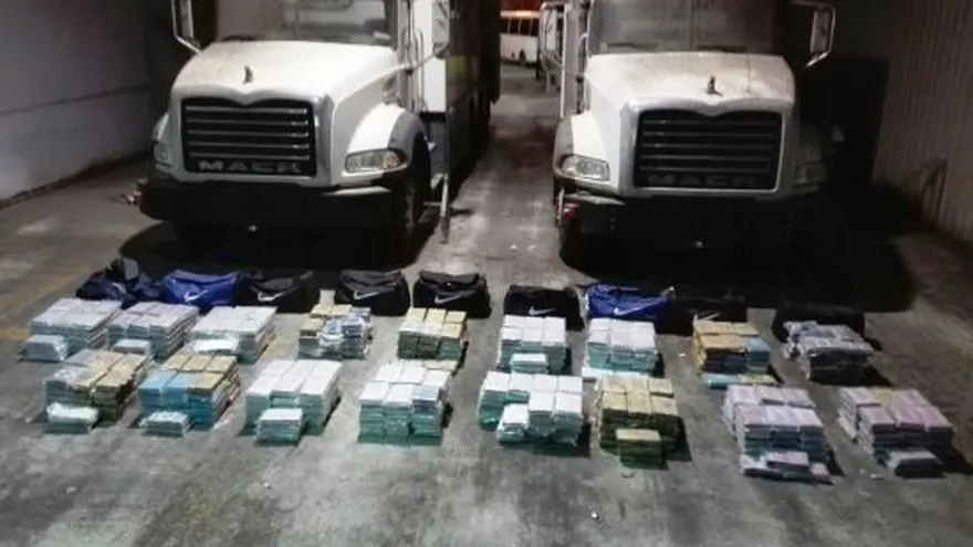 Decomiso de presunta droga en un puerto de Colón