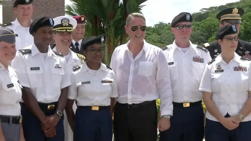 Embajador de EUU se refiere al caso Waked