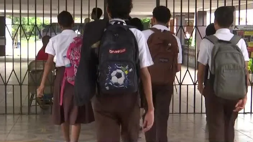 Un estudiante armado fue ubicado dentro del Instituto José Dolores Moscote
