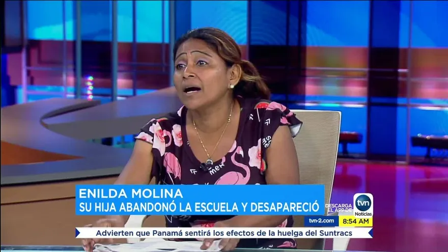 Madre busca desesperadamente a su hija