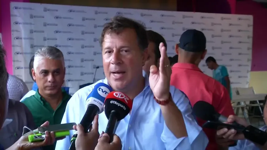 El presidente creará fuerza especial para combatir el narco