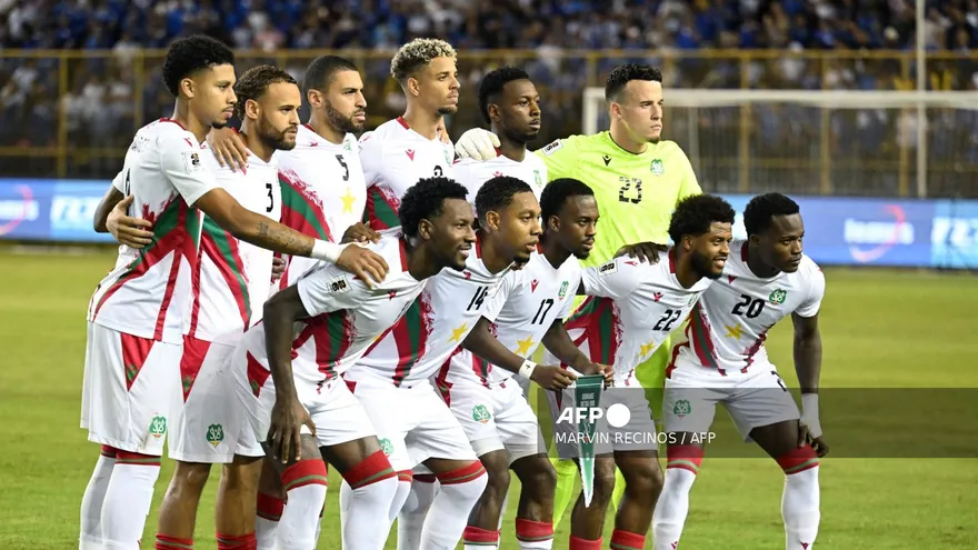 Selección de Surinam (archivo)