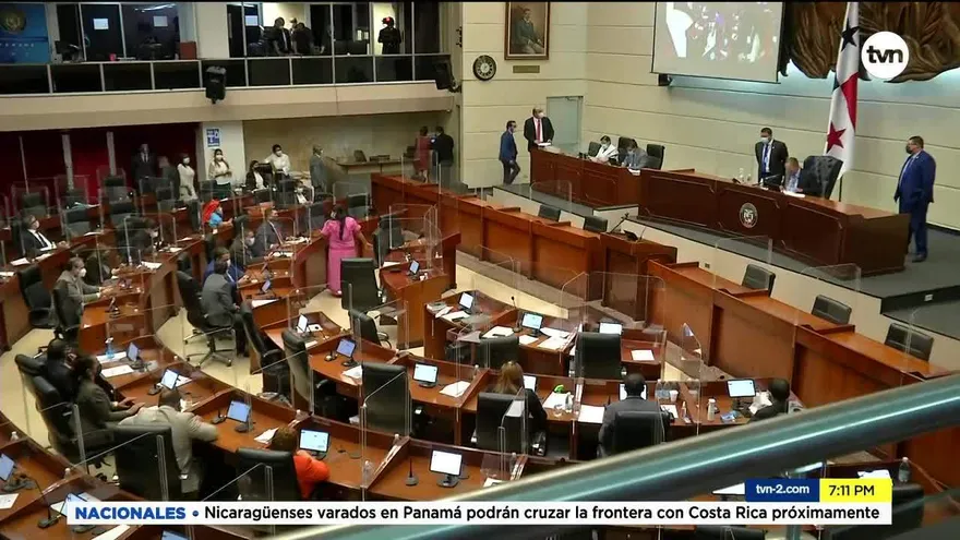 Reacción por la nueva ley de pesca