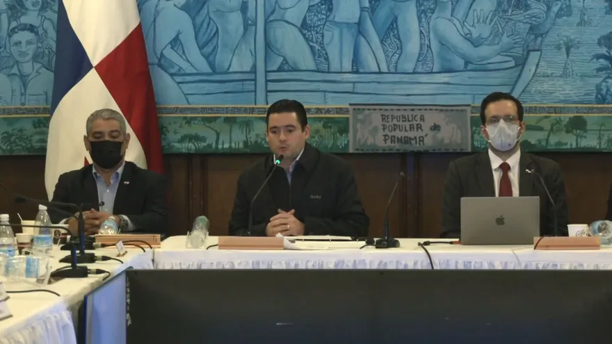 Realizan reunión de mesa técnica de medicamentos