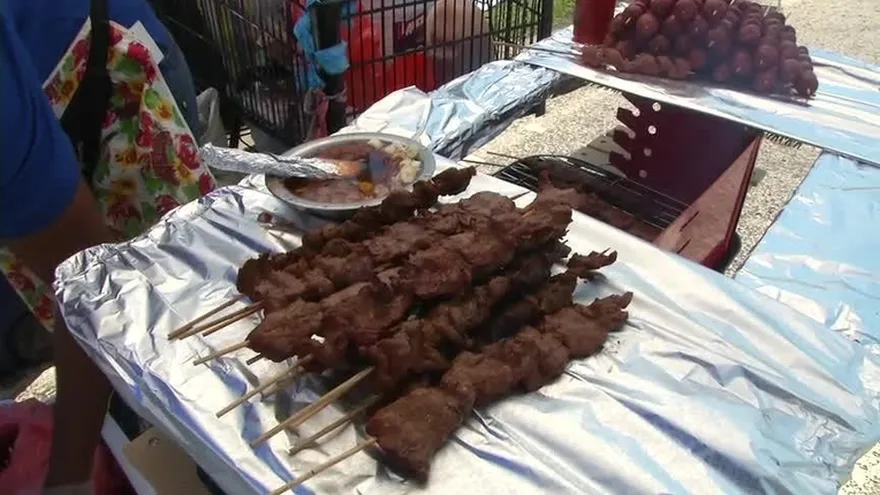 Autoridades de salud inspeccionan puesto de salud en los desfiles