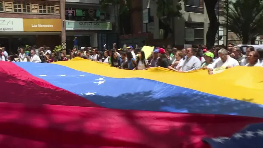 Periodistas venezolanos repudian agresiones en protestas