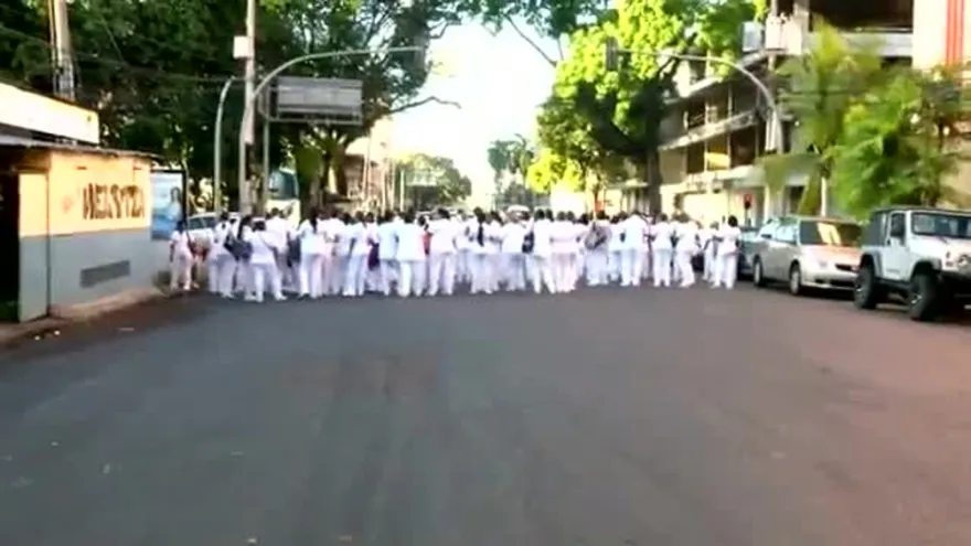 Técnicos en Enfermería cumplen amenaza de paro