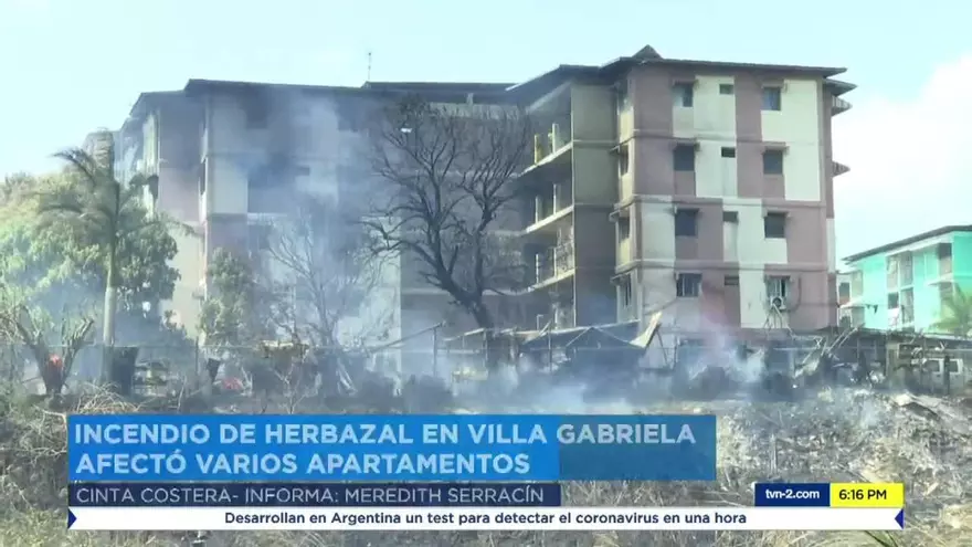 Bomberos investigan incendio en Villa Gabriela