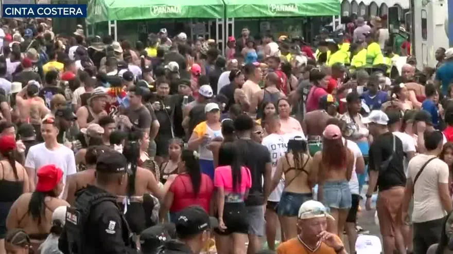 ás de 118 mil personas han asistido al Festival Carnavalístico