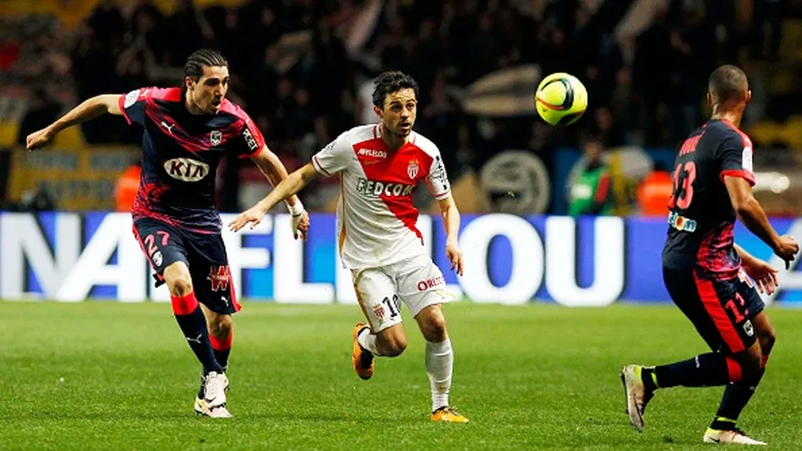 Acción del partido entre Mónaco y Burdeos