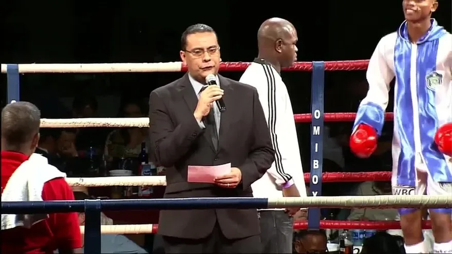 Eric Castro venció por KO a Eric Walters