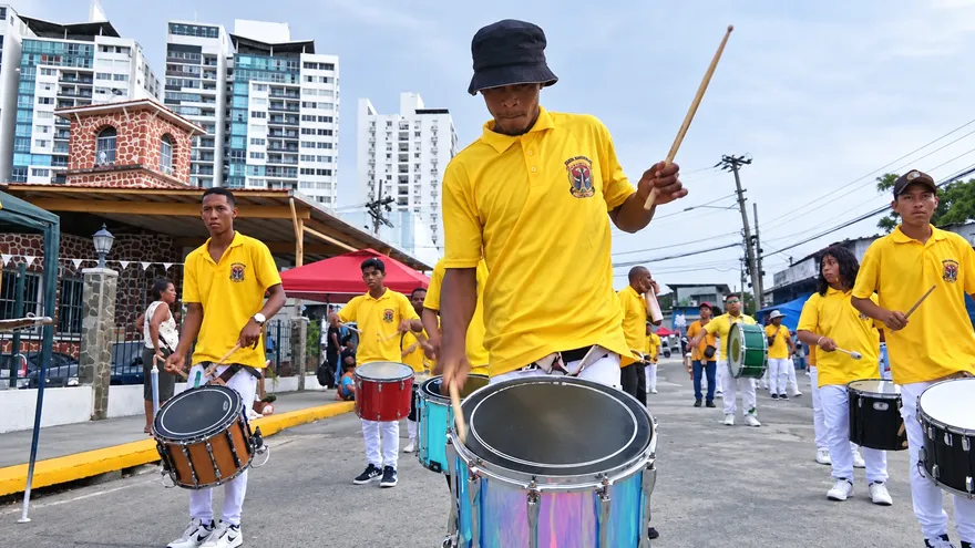 Pueblo Nuevo celebra sus 131 años de fundación con desfile cívico
