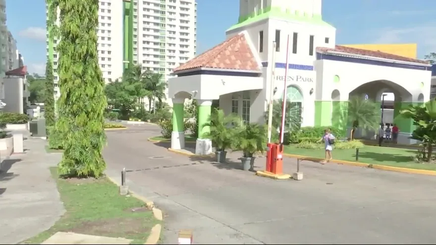 Policía allanó áreas en Condado del Rey