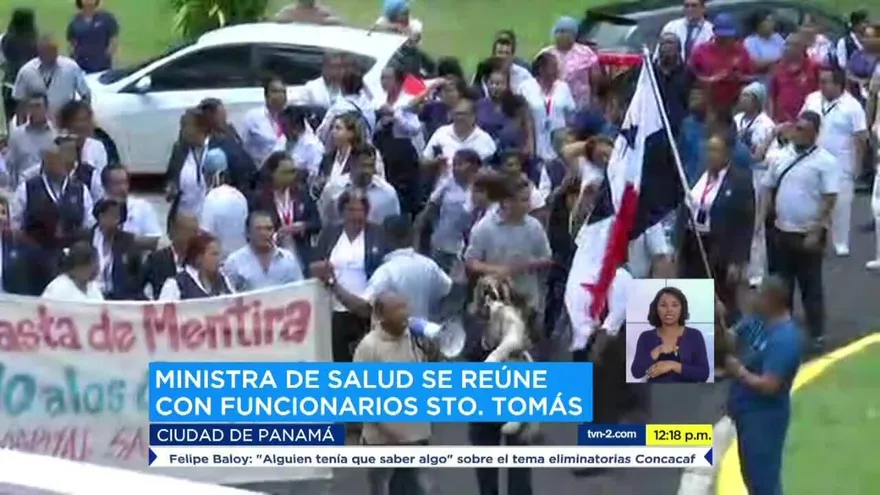 Trabajadores del Hospital Santo Tomás realizan piqueteo y reclaman aumentos