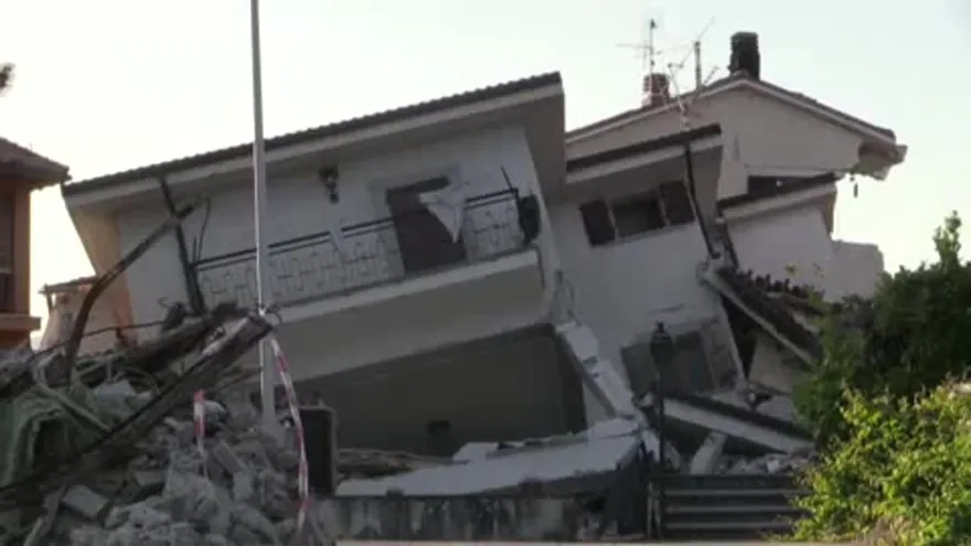 La ópera móvil de Roma lleva el "Don Giovanni" a los escombros de Amatrice