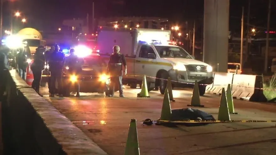 Menor que era ayudante en un bus murió tras resbalar