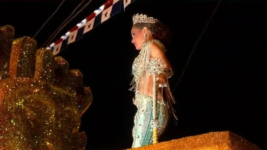 La Villa de Los Santos se engalana para celebrar el 10 de noviembre de 2016