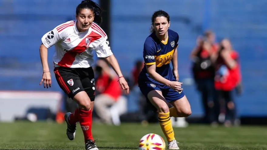 Asociación Argentina seguirá apoyando al fútbol femenino profesional