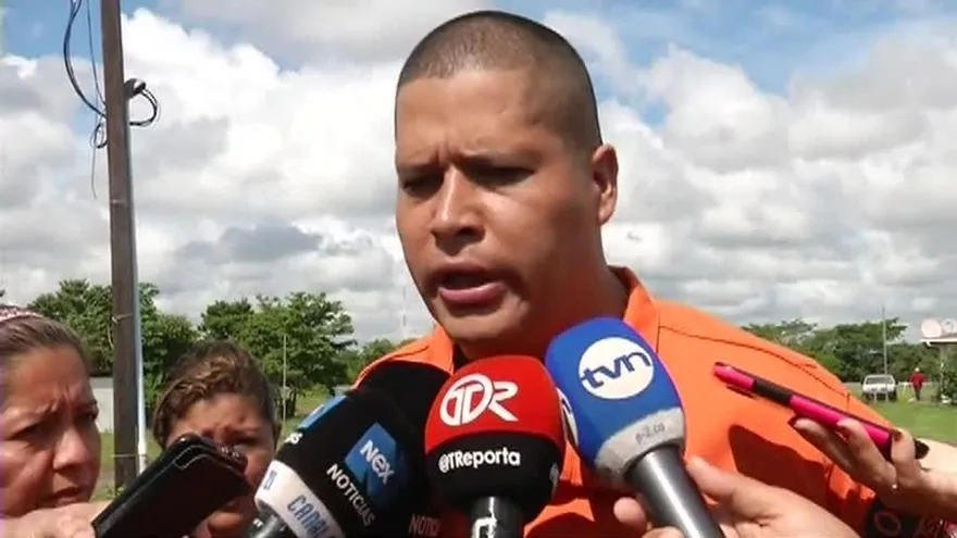 Rescatan con vida a dos turistas perdidos en las faldas del Volcán Barú