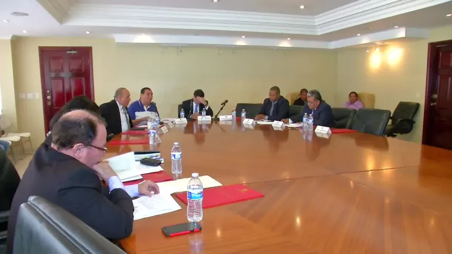 Archivan denuncias contra presidente Varela