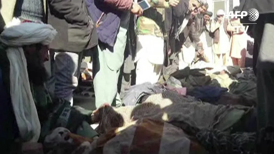 Yihadistas del EI matan a 30 civiles en el centro de Afganistán