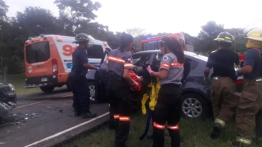 Cinco heridos en accidente de tránsito en Veracruz