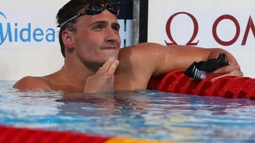 Ryan Lochte, suspendido 14 meses por violar ley antidopaje