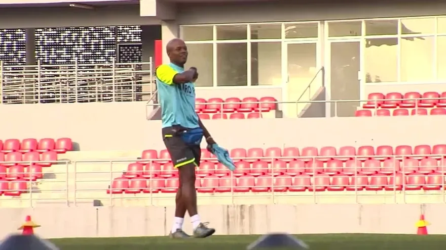 Jorge Dely Valdés y Ángel Rodríguez conversaron sobre "los llamados grandes del área"