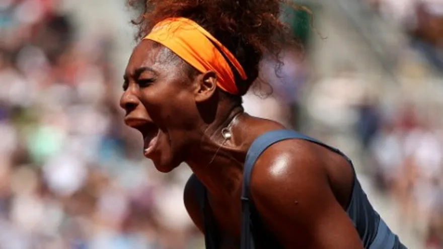 Serena va a semifinales en Abierto de Francia