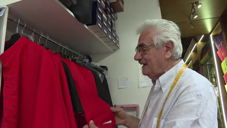 Raniero, el sastre italiano de los cardenales