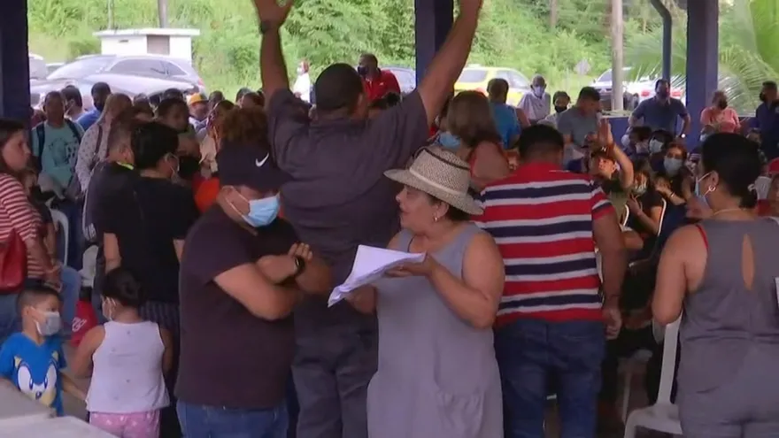 Moradores de comunidades en Chapala se oponen a construcción de multifamiliares