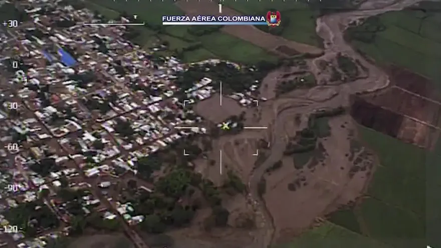 Cuatro muertos y 18 desparecidos por avalancha en Colombia