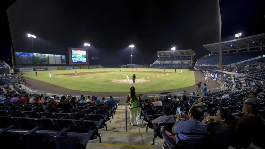 En Nicaragua, el béisbol sigue en medio de jolgorio y a pesar de la COVID-19