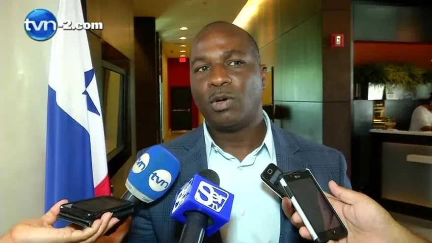 Alcaldía de San Miguelito ordena remoción de antenas