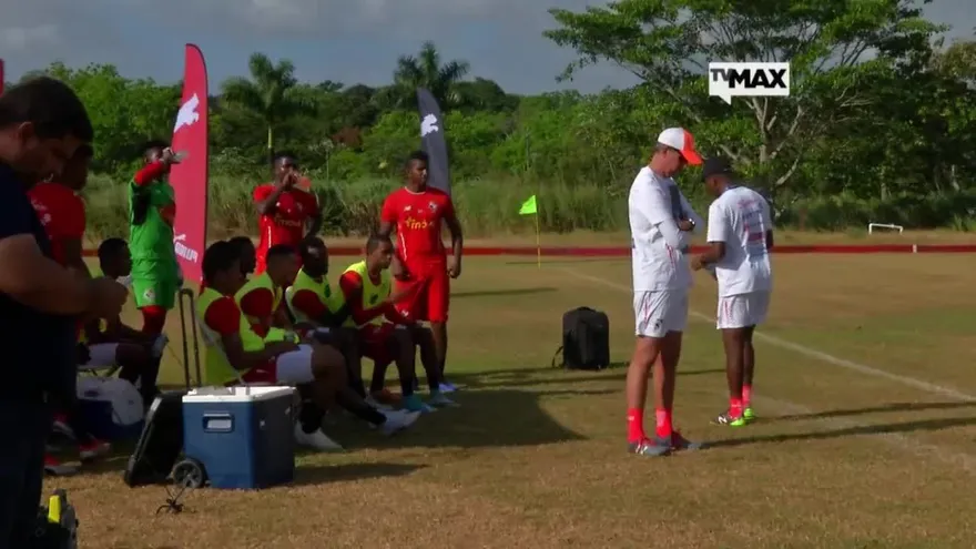 Gary Stempel: "Yo no me pongo histérico cuando nosotros perdemos"