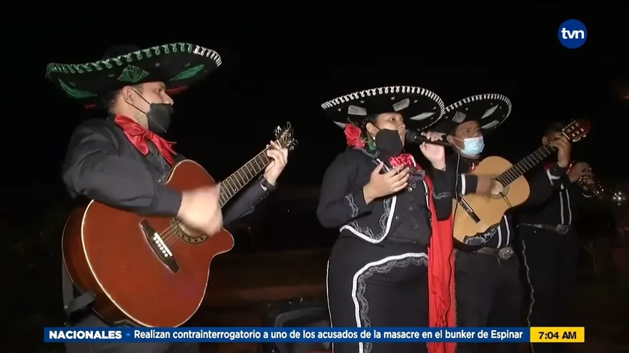Las serenatas, expresiones de cariño a las madres panameñas