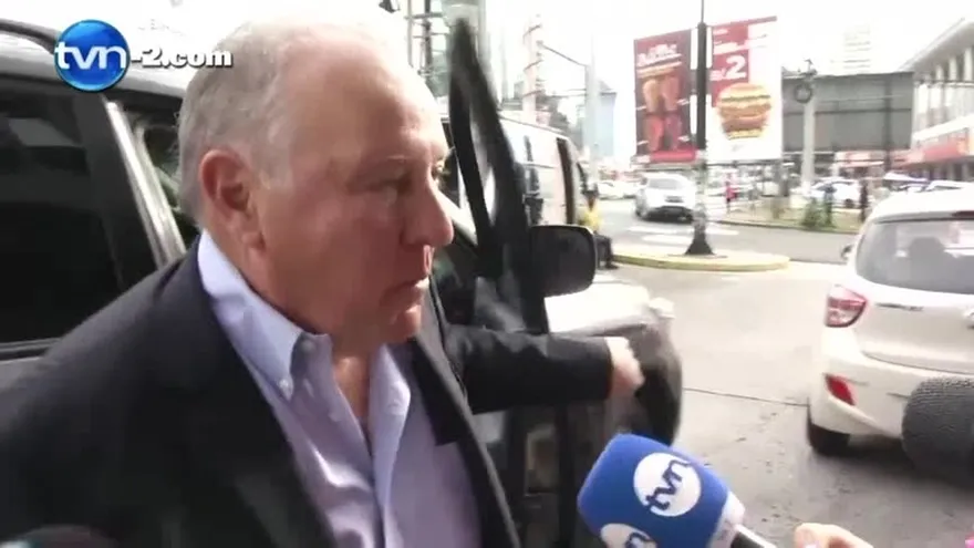 Exministro Vallarino rinde indagatoria por caso Figali