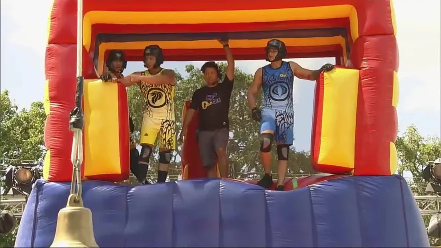 ¡En el salto extremo los leones rugieron el lunes de Carnaval!