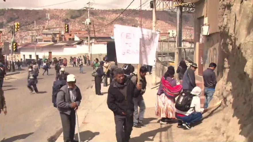 Violentas protestas contra proyecto de ley de coca en Bolivia