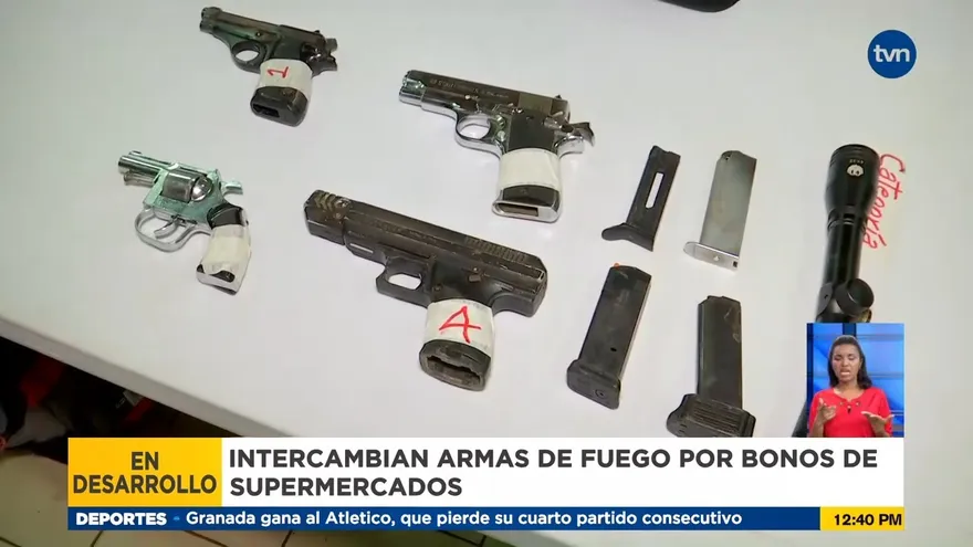 Explican resultados del programa de armas por bonos de comida