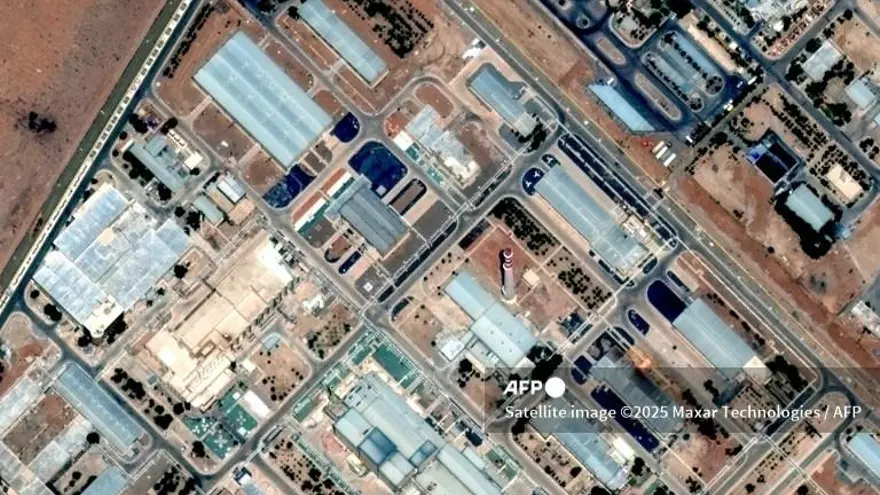 Imágenes de satélite de una central nuclear en Irán